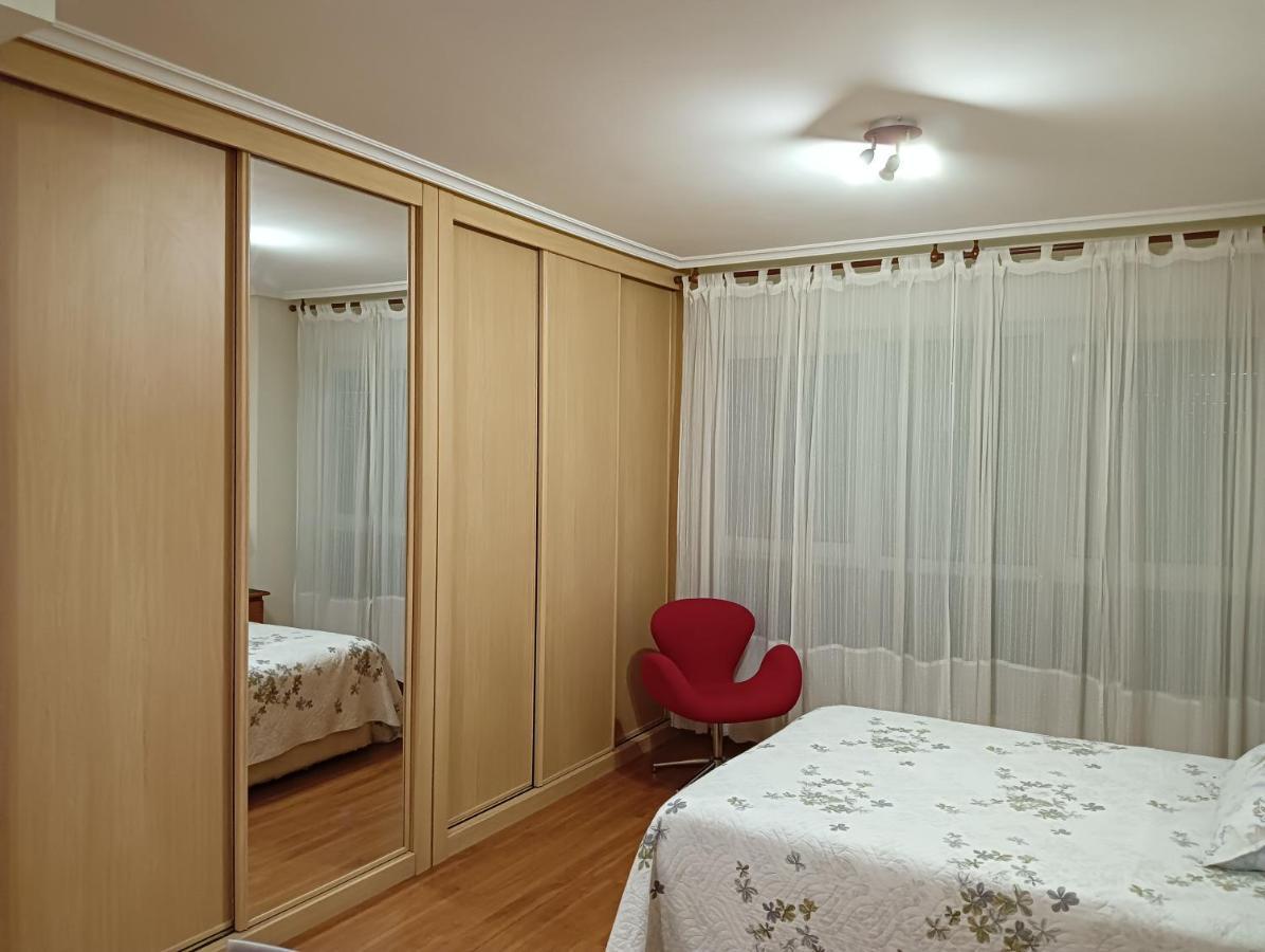 Apartamentos Chevere Rojo-Huca オビエド エクステリア 写真