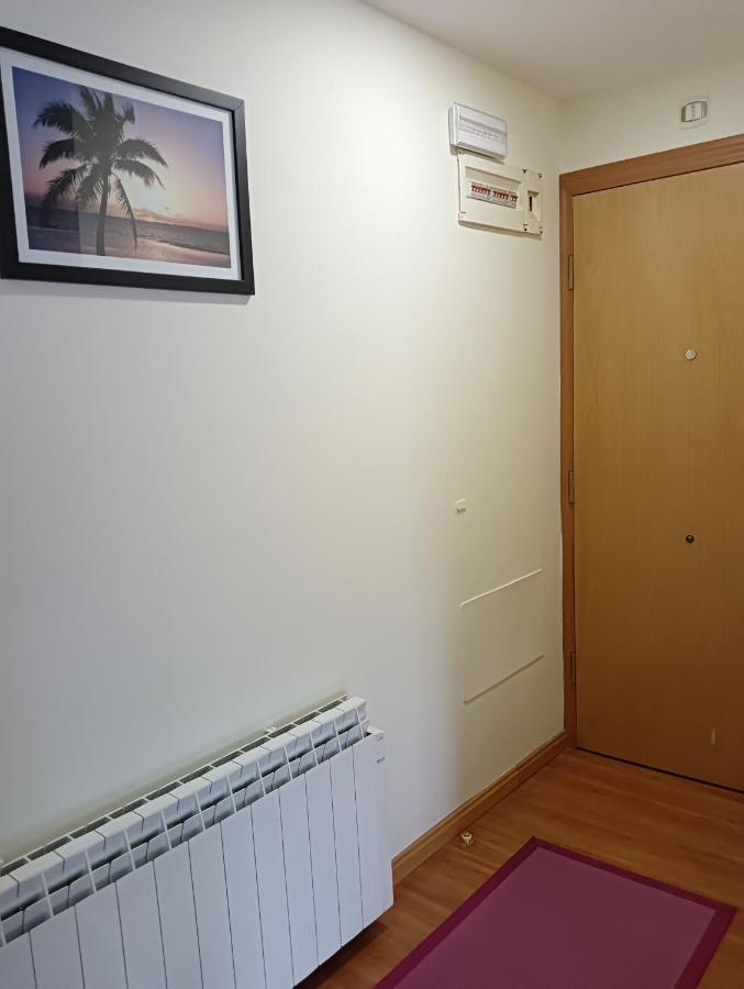 Apartamentos Chevere Rojo-Huca オビエド エクステリア 写真