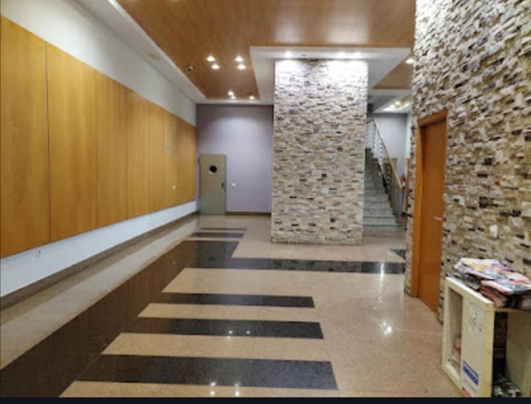 Apartamentos Chevere Rojo-Huca オビエド エクステリア 写真